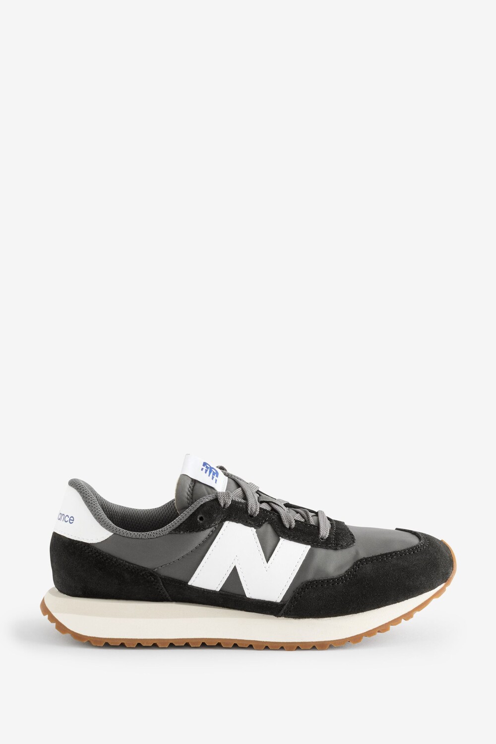

Спортивная обувь New Balance, черный