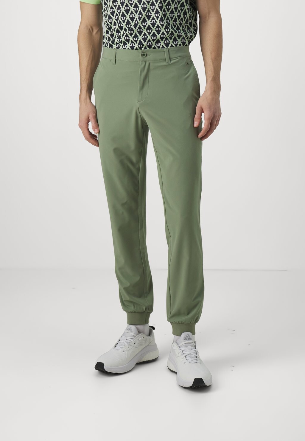 

Брюки J.LINDEBERG Sports, цвет oil green