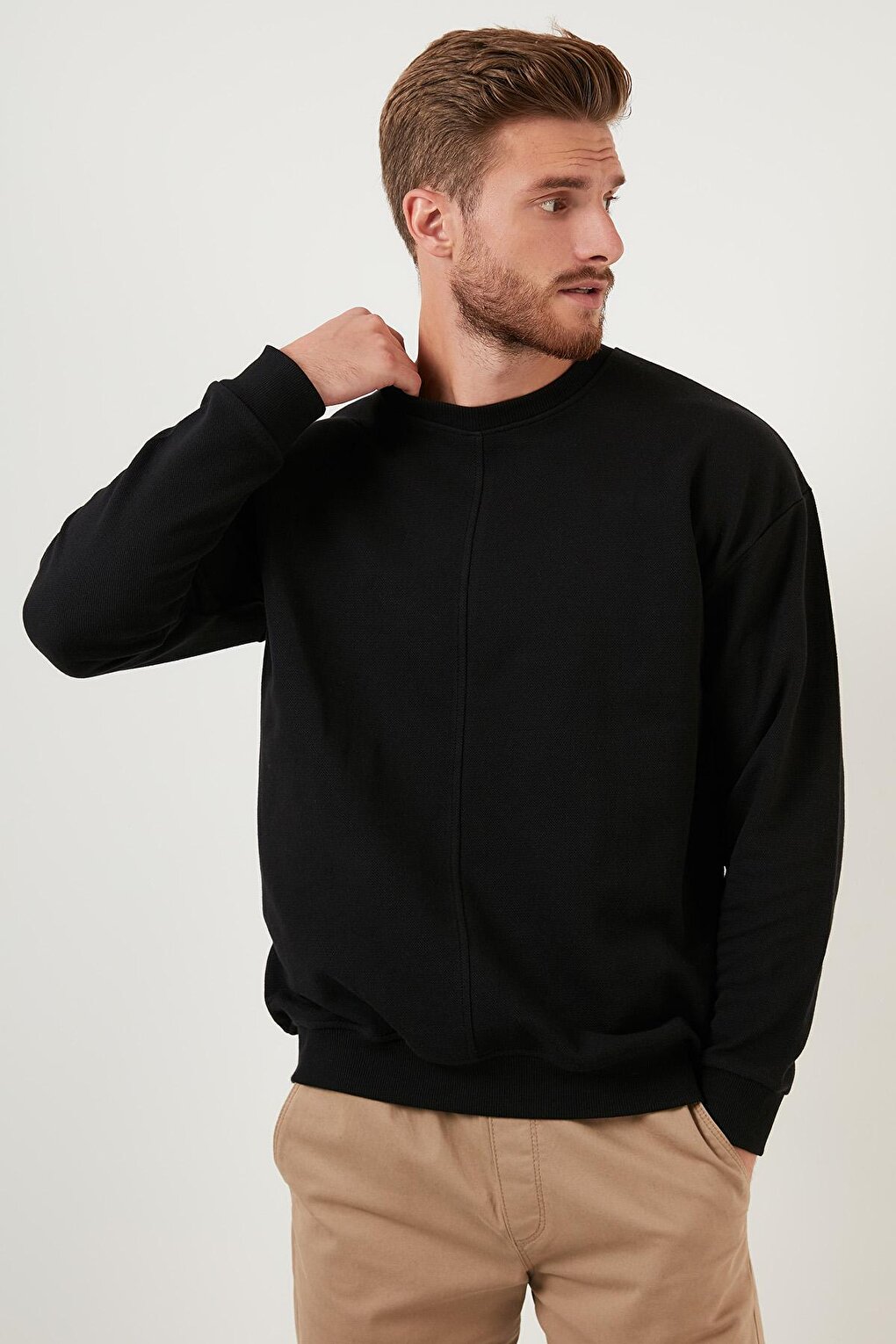 Хлопковый свитер обычного кроя с круглым вырезом 59052721 Buratti, черный фото