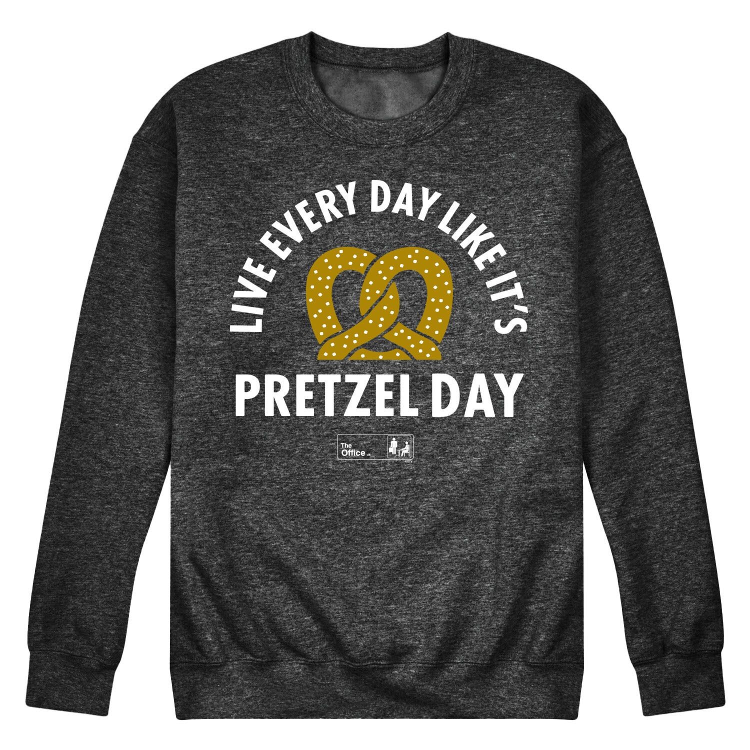 

Мужской свитшот The Office Pretzel Day Licensed Character