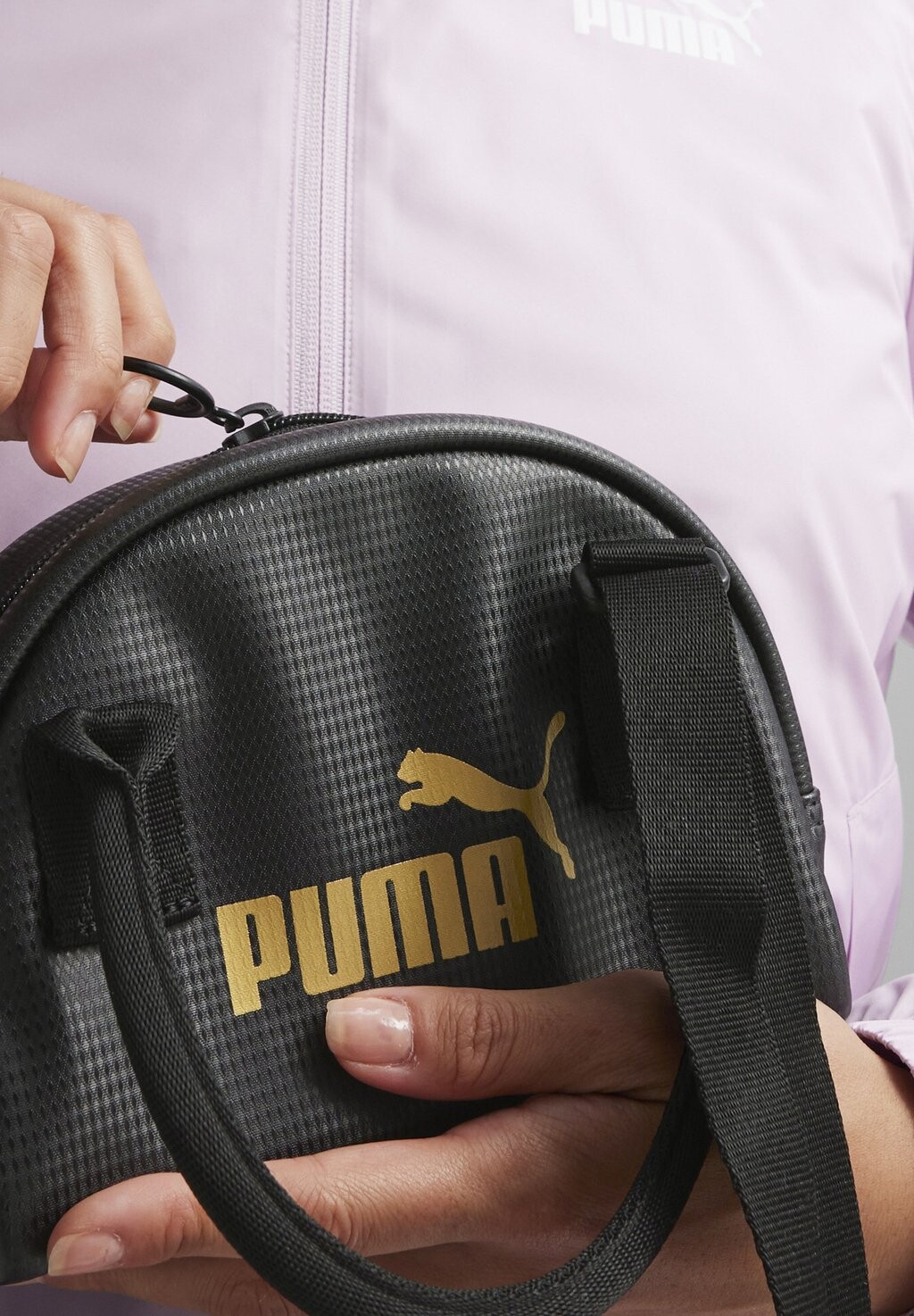 

Сумка CORE UP KLEINE TRAGE 1 5 LITER Puma, цвет black