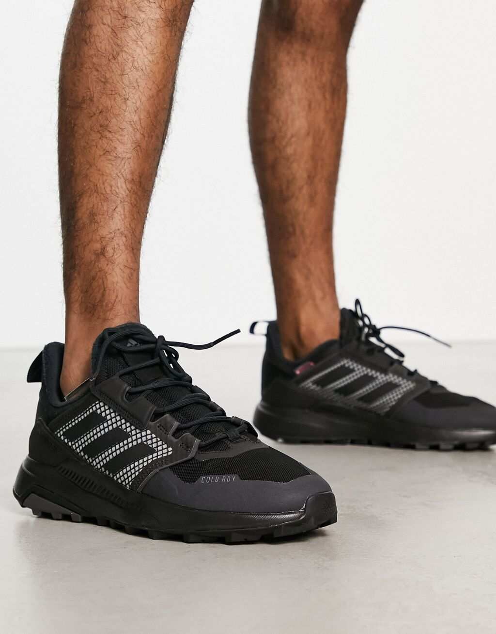 

Черные кроссовки adidas Terrex Trailmaker Cold Ready