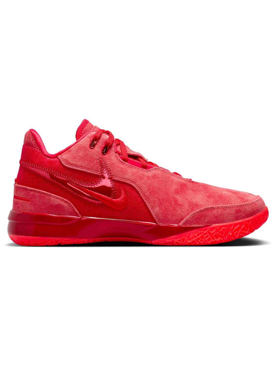 

Кроссовки Nike ZM LEBRON NXXT GEN AMPD, красный