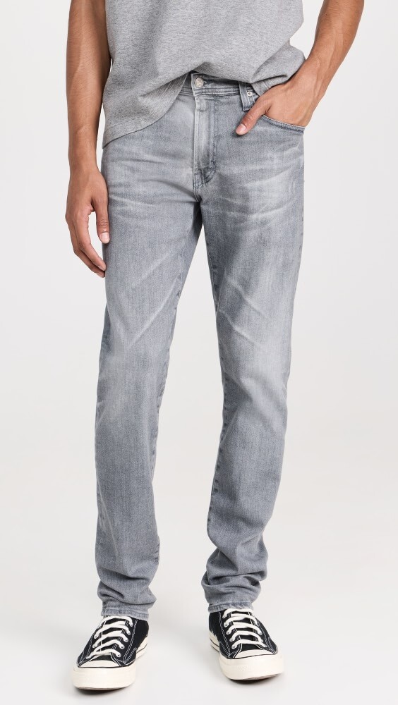 

Джинсы AG Tellis Modern Slim