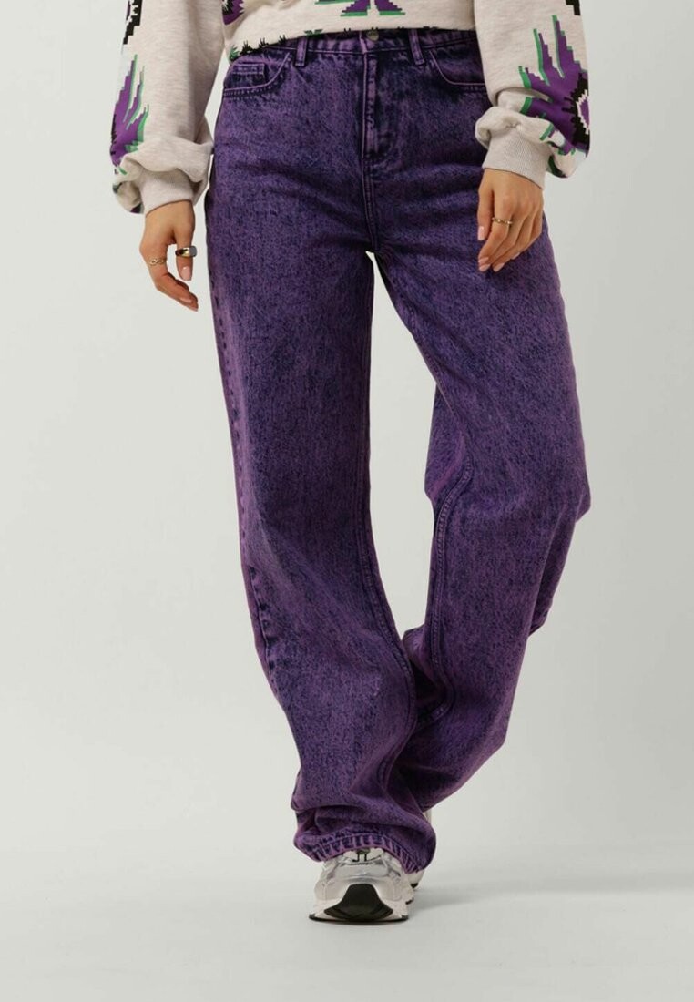 

Джинсы свободного кроя Refined Department