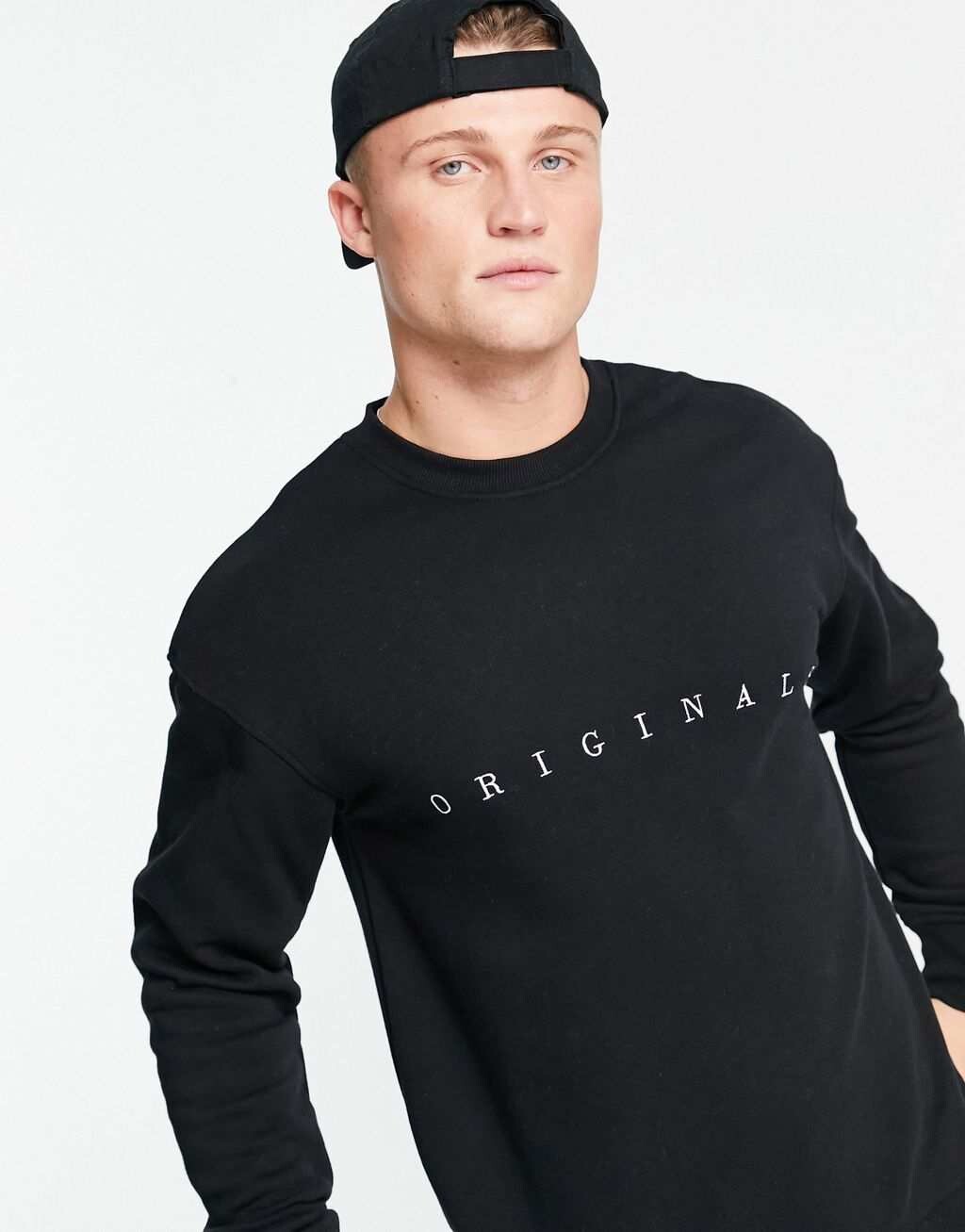 

Черная толстовка с круглым вырезом и вышитым логотипом Jack & Jones Originals