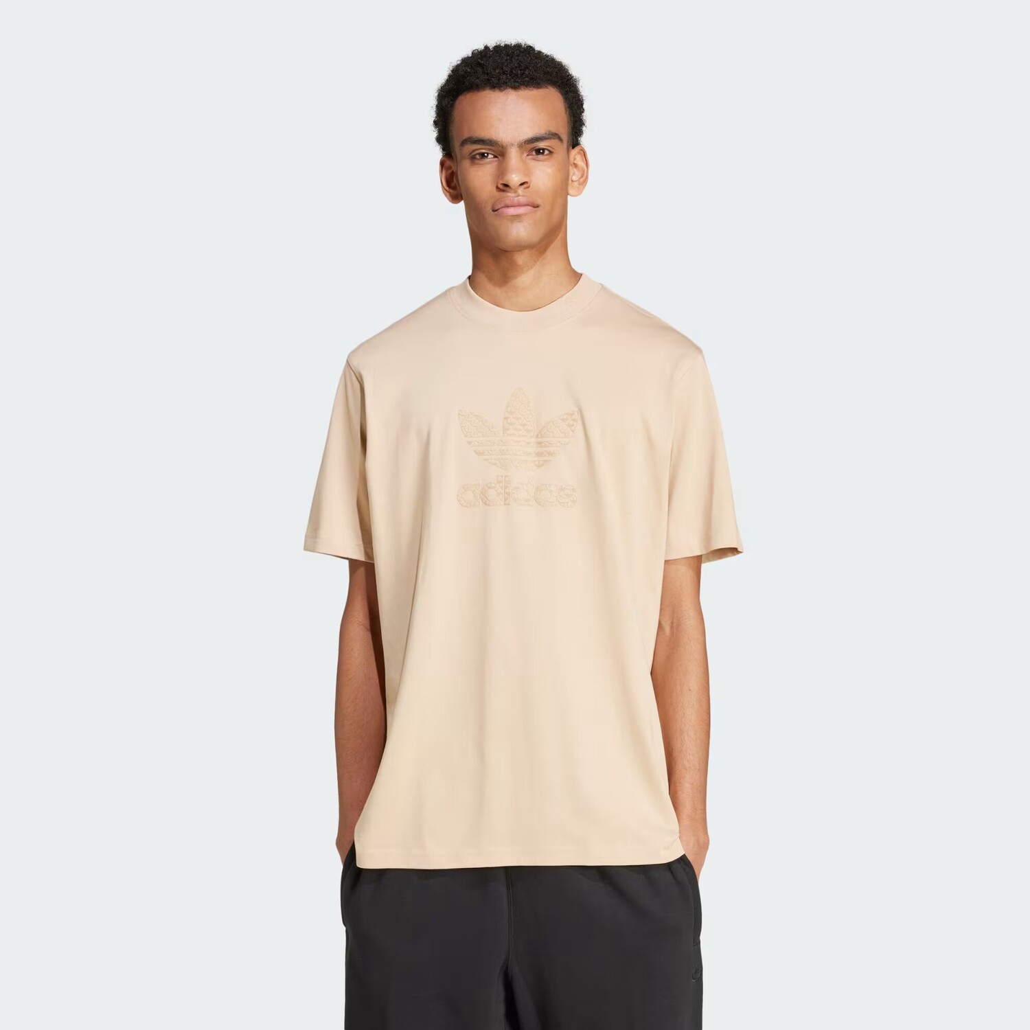 

Моно футболка Adidas, цвет Magic Beige