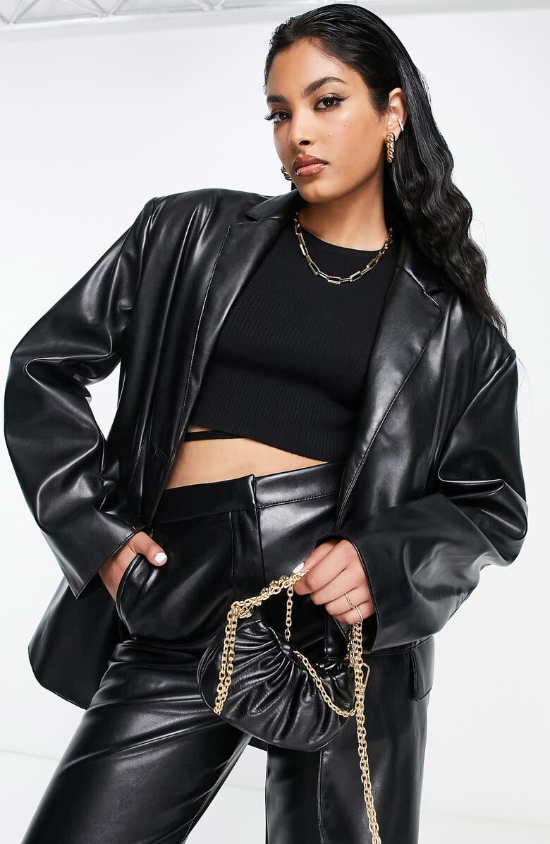 

Блейзер оверсайз из искусственной кожи ASOS DESIGN, черный