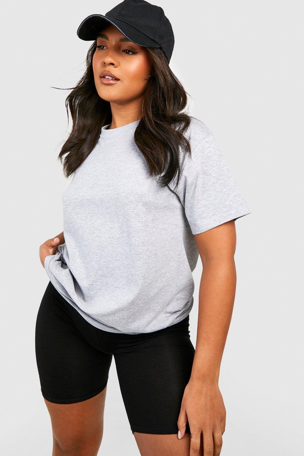 

Футболка плюс базовая с овчным вырезом Boohoo, серый