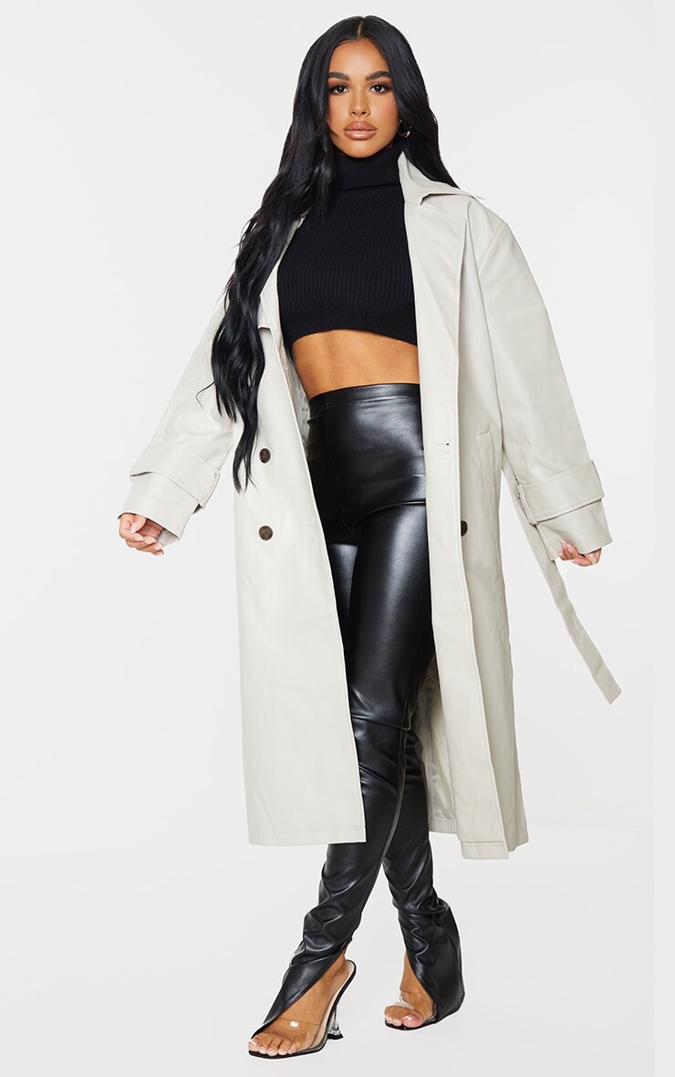 

PrettyLittleThing Тренч Petite Stone из искусственной кожи с рукавами и деталями