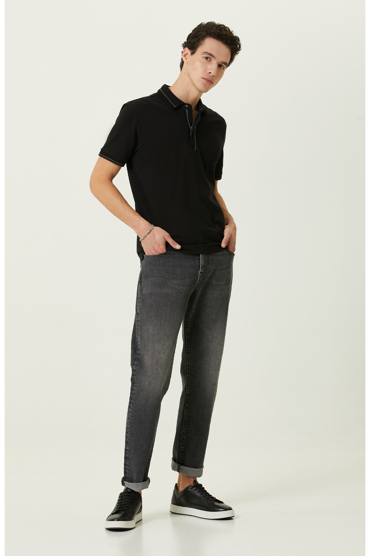 Прямые джинсовые брюки антрацитового цвета Network, серый