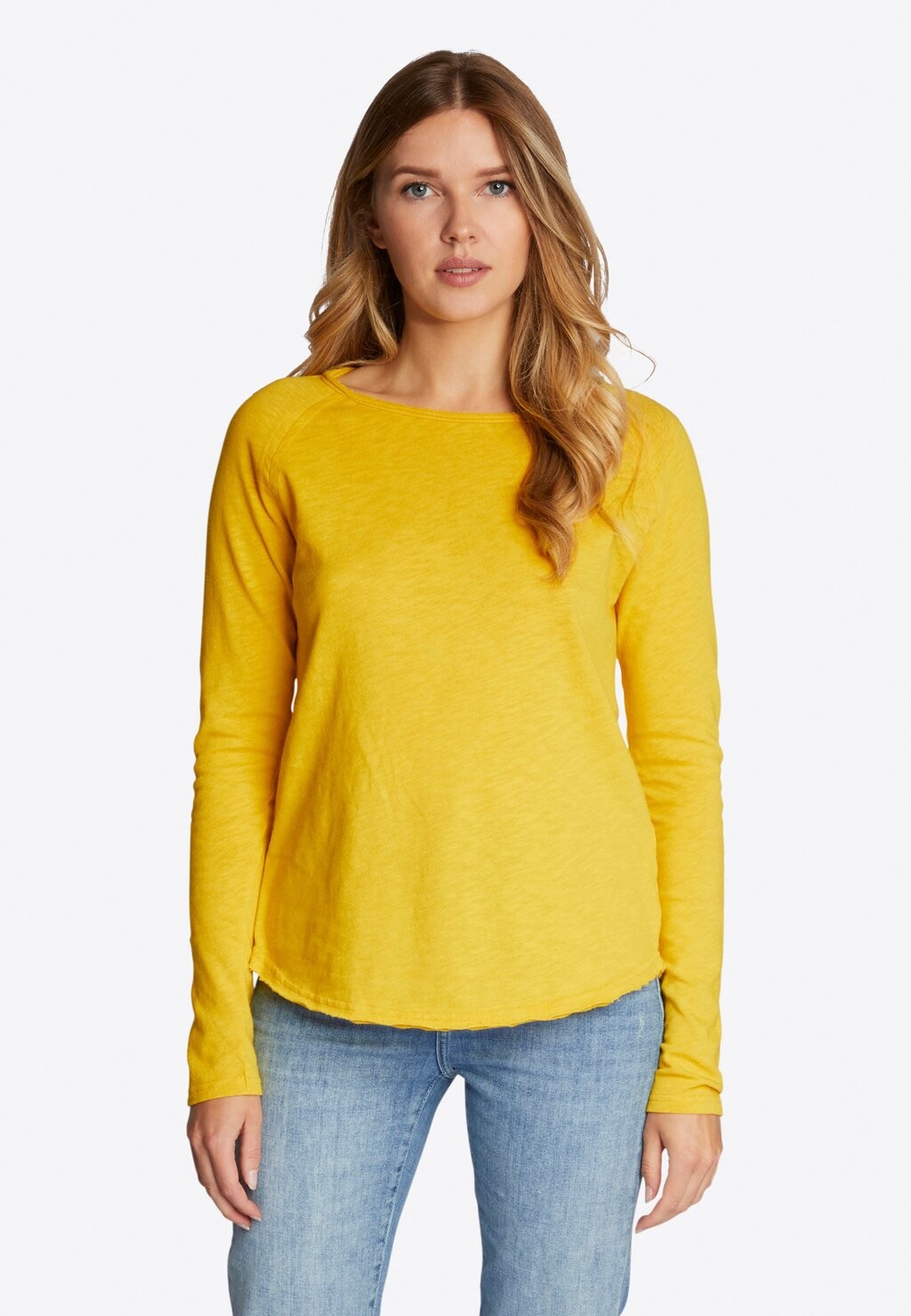 

Трикотаж Stitch Rich & Royal LONGSLEEVE MIT DESTROYED DETAILS, янтарный