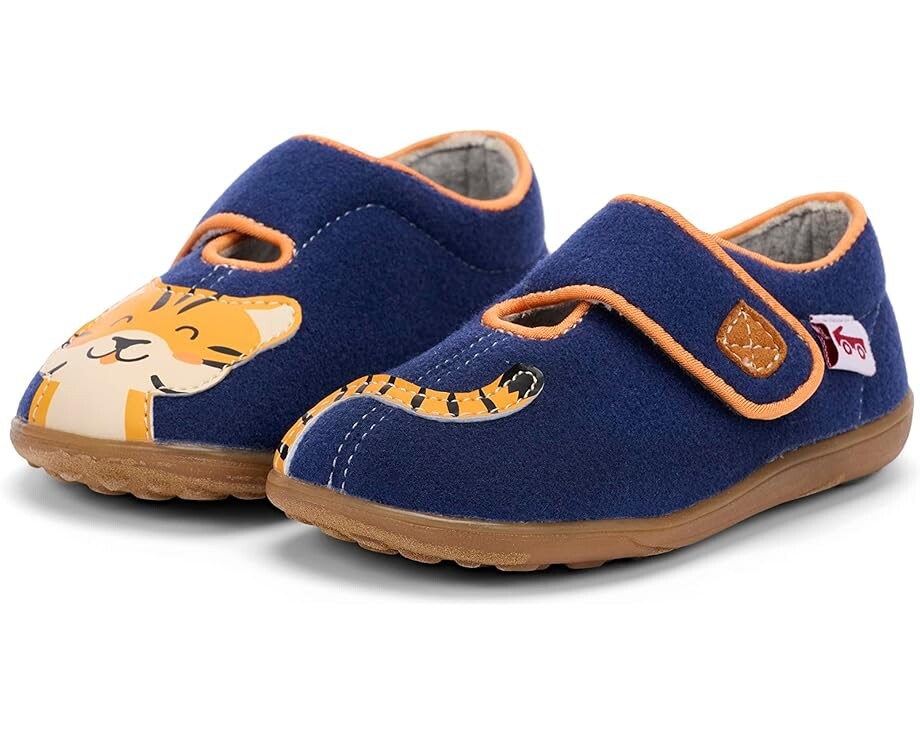 

Домашняя обувь See Kai Run Cruz II, цвет Dark Blue Tiger