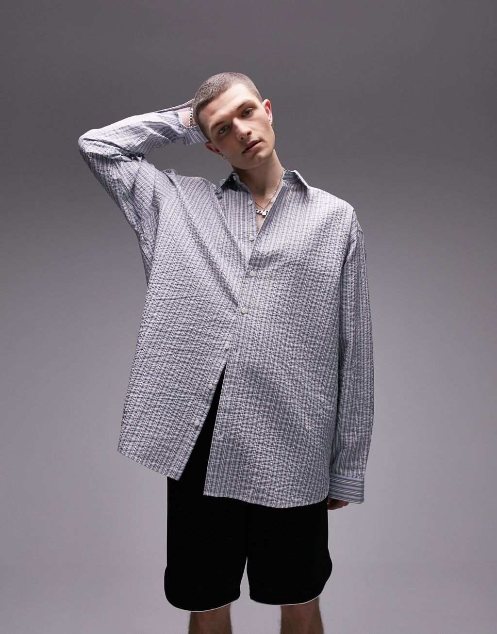 

Синяя рубашка оверсайз в фактурную полоску Topman