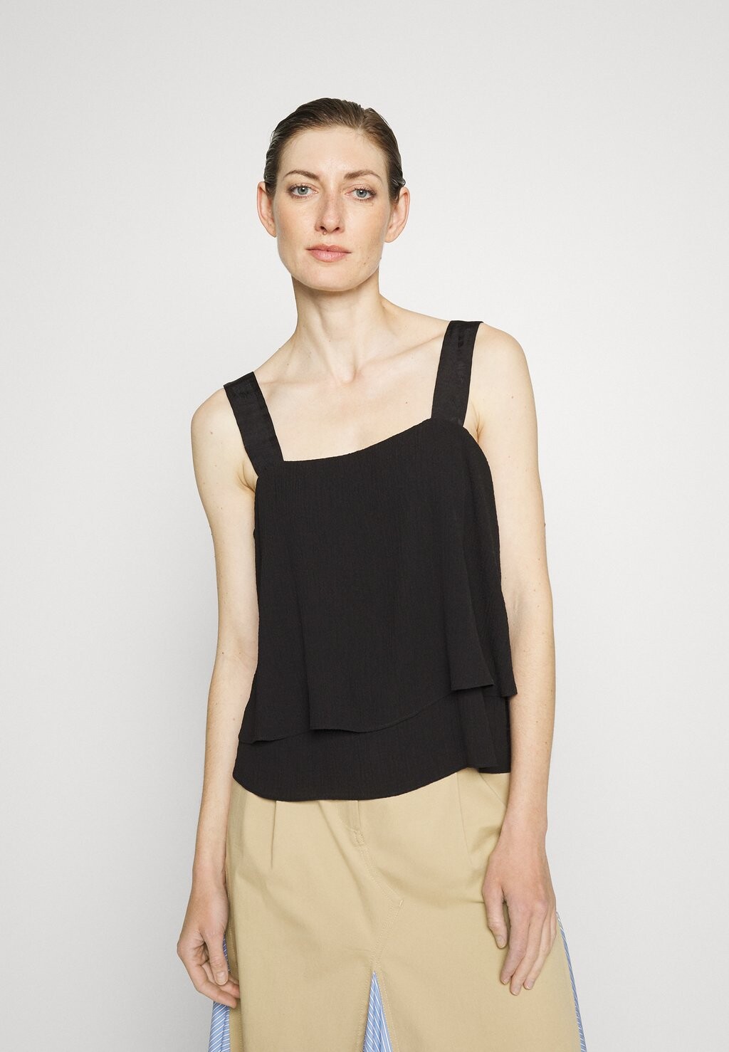 

Блуза DKNY, черный