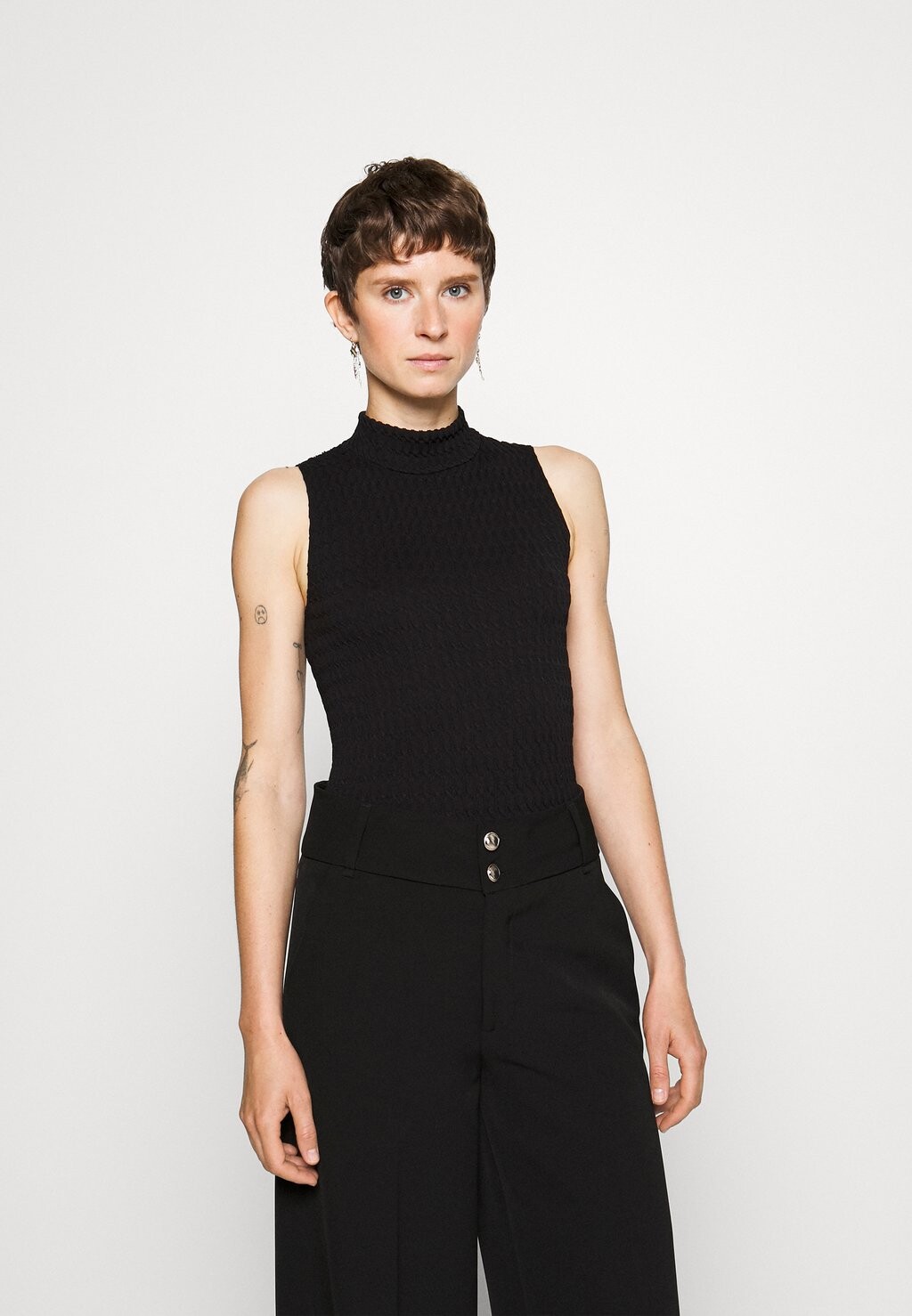 

Топ SLFIRMA HIGH NECK Selected Femme, черный