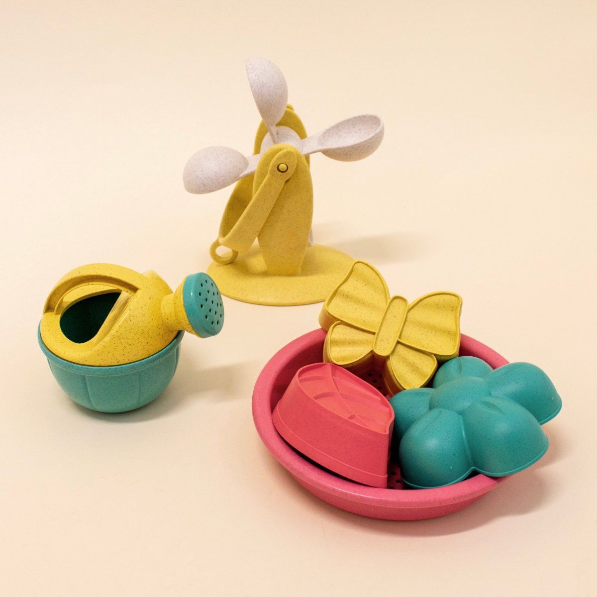 Набор пляжных игрушек из 12 предметов с ситами для песка Popfun