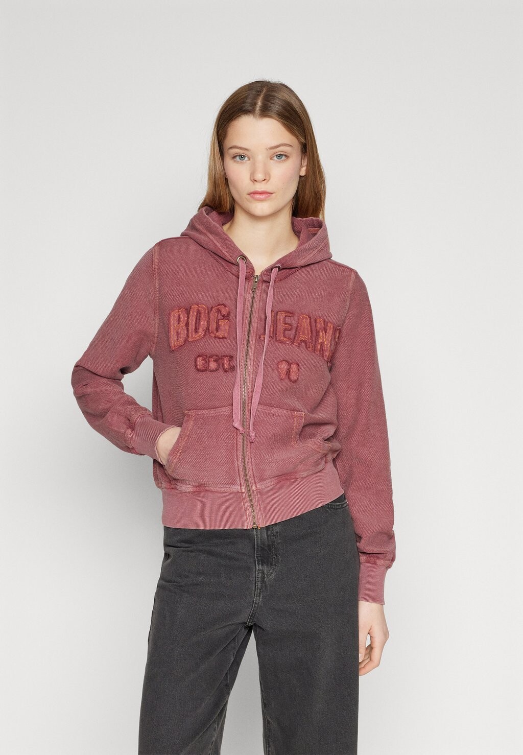 

Толстовка на молнии DISTRESSED APPLIQUE ZIP THROUGH BDG Urban Outfitters, розовый