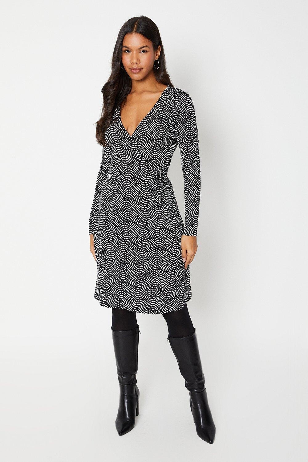 

Мини-платье Tall Mono Geo с запахом Dorothy Perkins, мультиколор