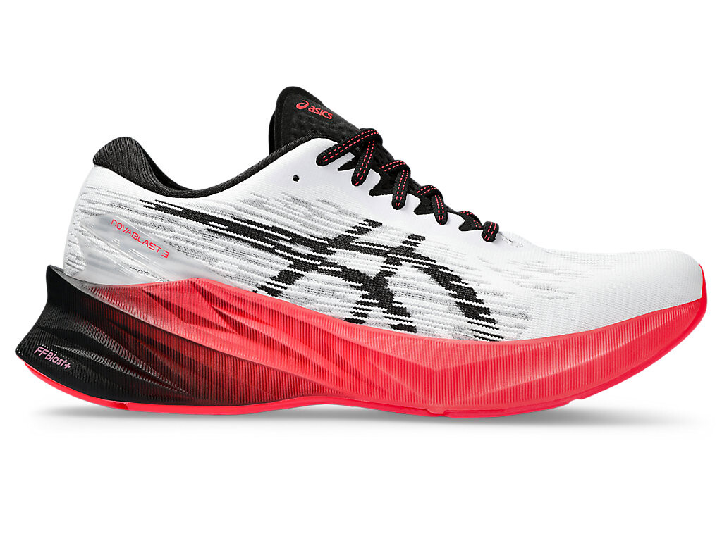 

Кроссовки Asics NOVABLAST 3, белый