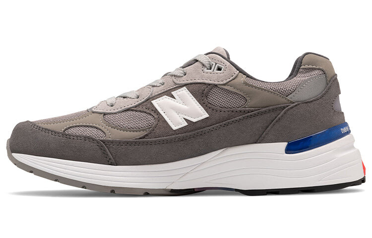 

Кроссовки New Balance 992, серый