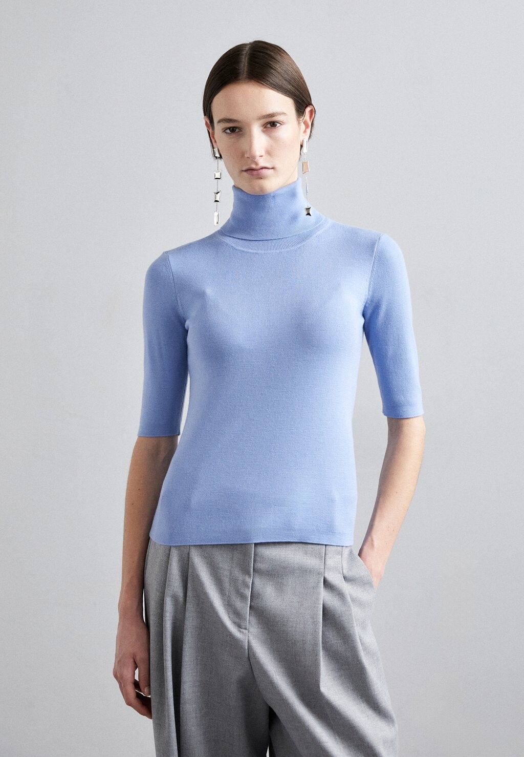 

Базовая футболка Elbow Sleeve Filippa K, цвет sky blue