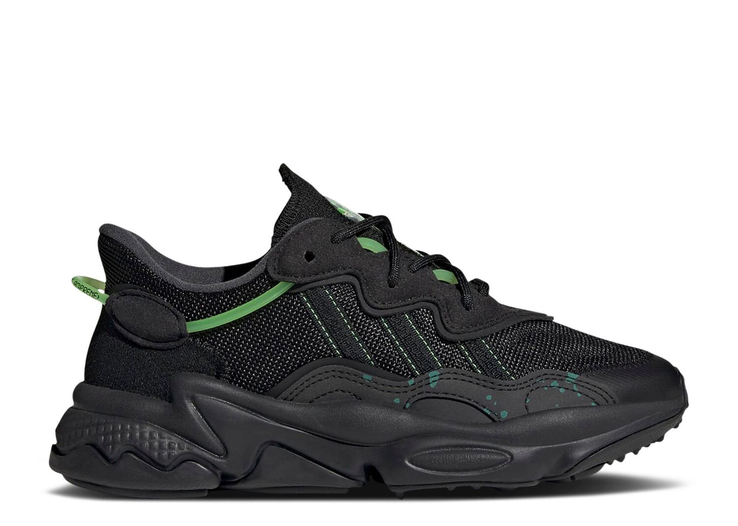 

Кроссовки adidas Ozweego Big Kid 'Luminescent', черный
