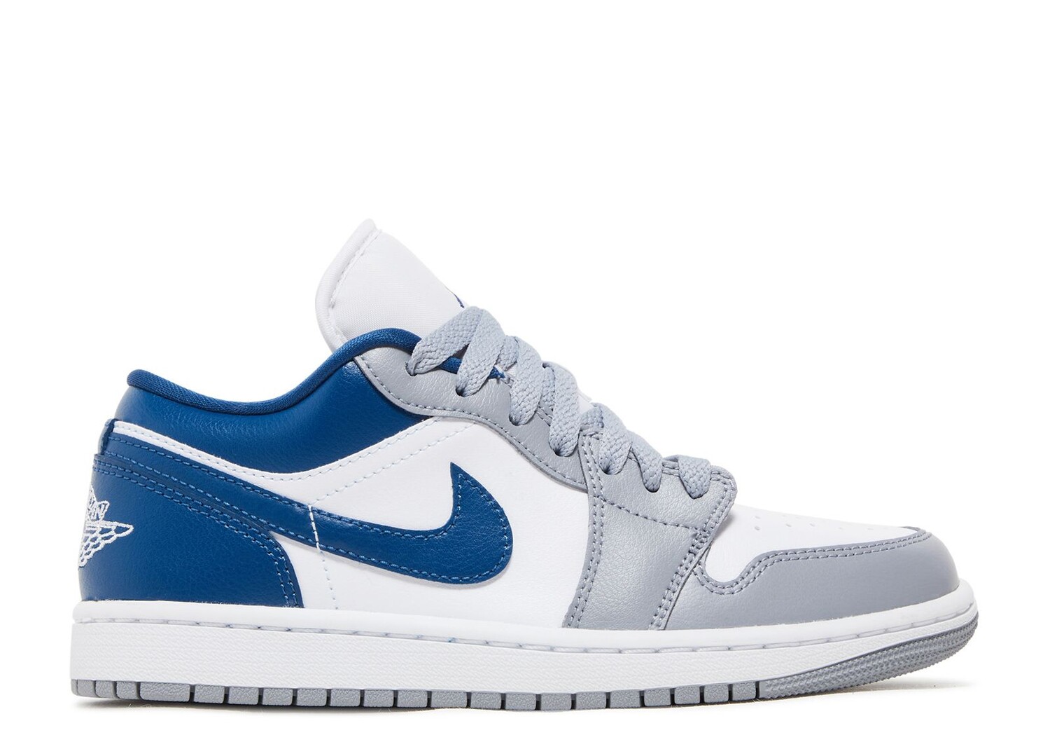 Кроссовки Air Jordan Wmns Air Jordan 1 Low 'French Blue', серый баскетбольные кроссовки air jordan 1 mid se unisex цвет armory navy metallic gold pale ivory sport red black