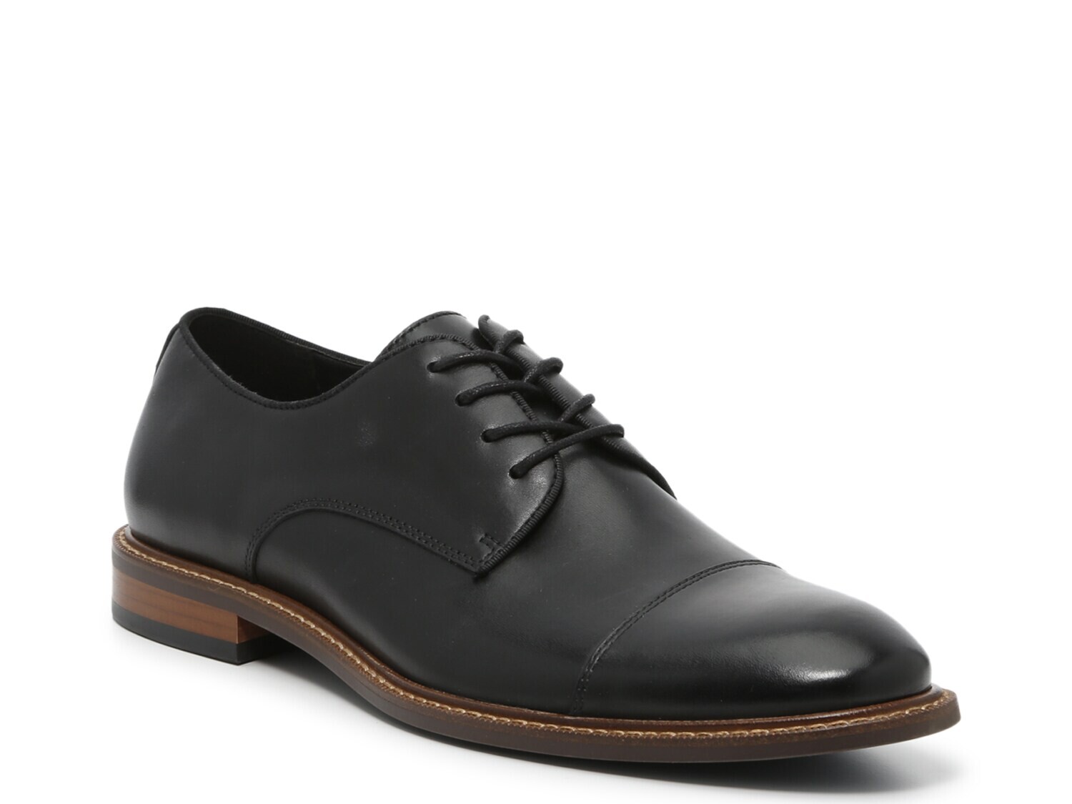 

Оксфорды Vince Camuto Lamson Cap Toe, черный