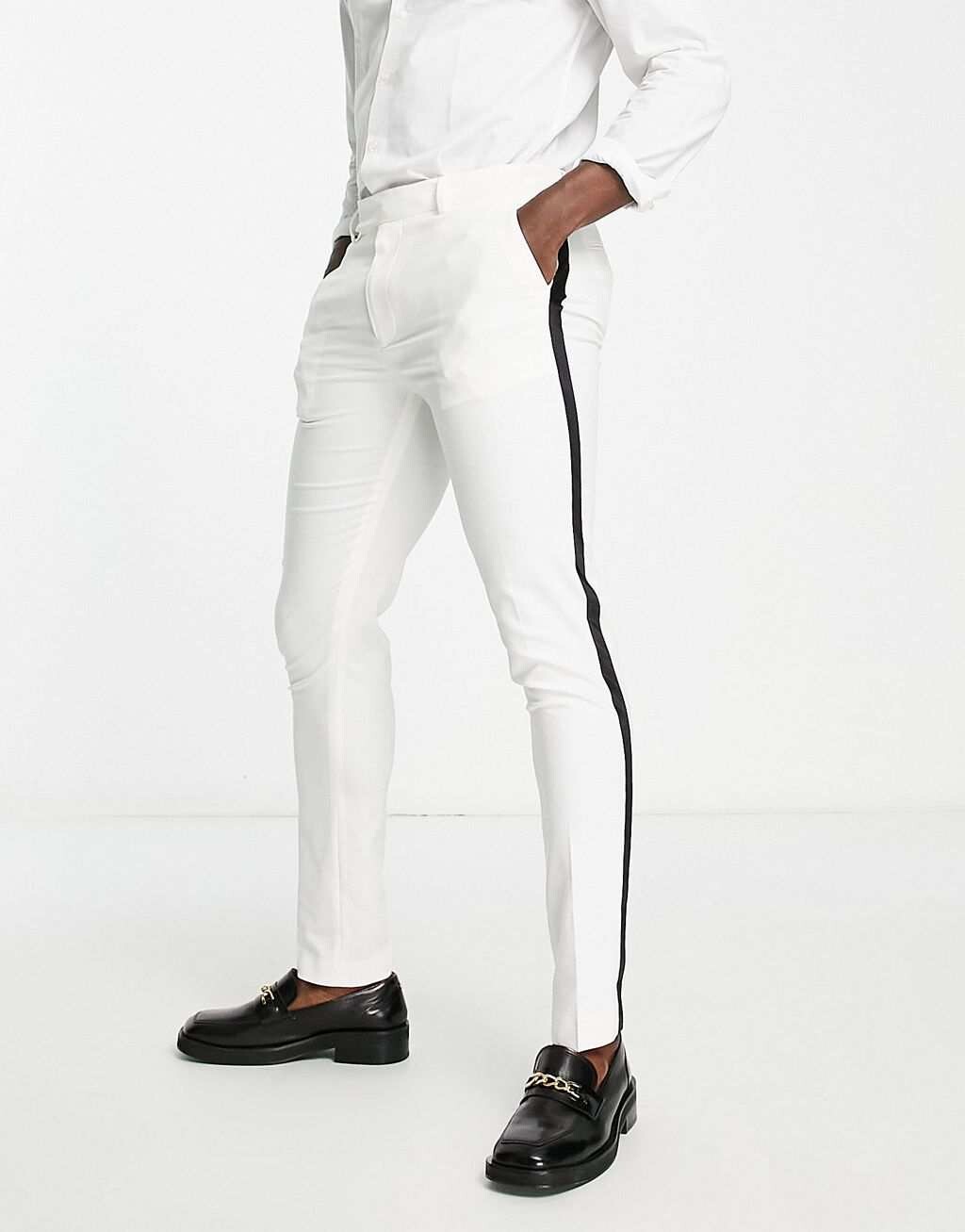 

Белые узкие брюки-смокинг ASOS DESIGN, Белый