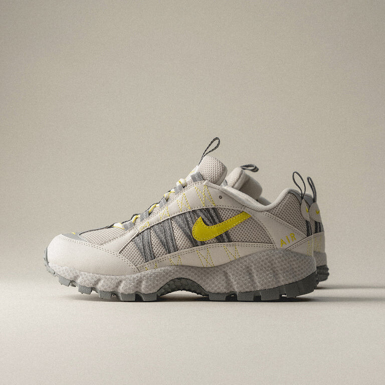 

Кроссовки Air Humara Nike, серый