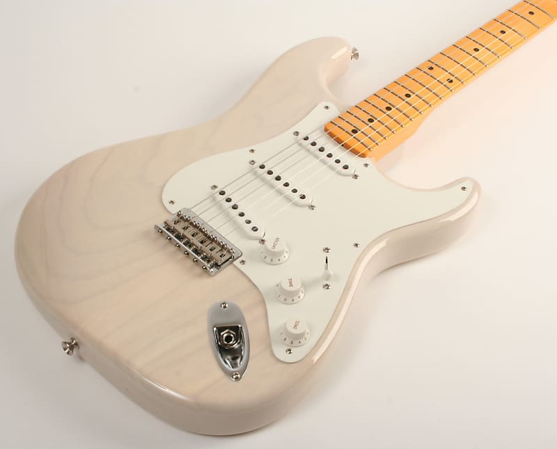 Электрогитара Fender Custom Shop Vintage Custom '55 Hardtail Strat Time Capsule Package Maple Neck Aged White Blonde R133170