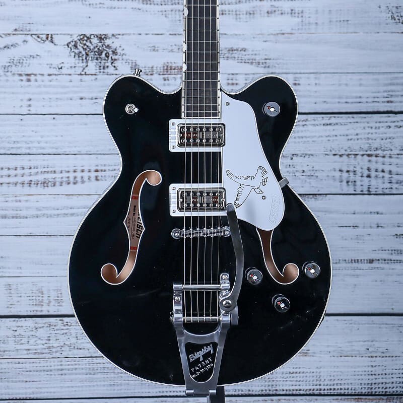 

Электрогитара Gretsch Players Edition Silver Falcon Center Block Guitar