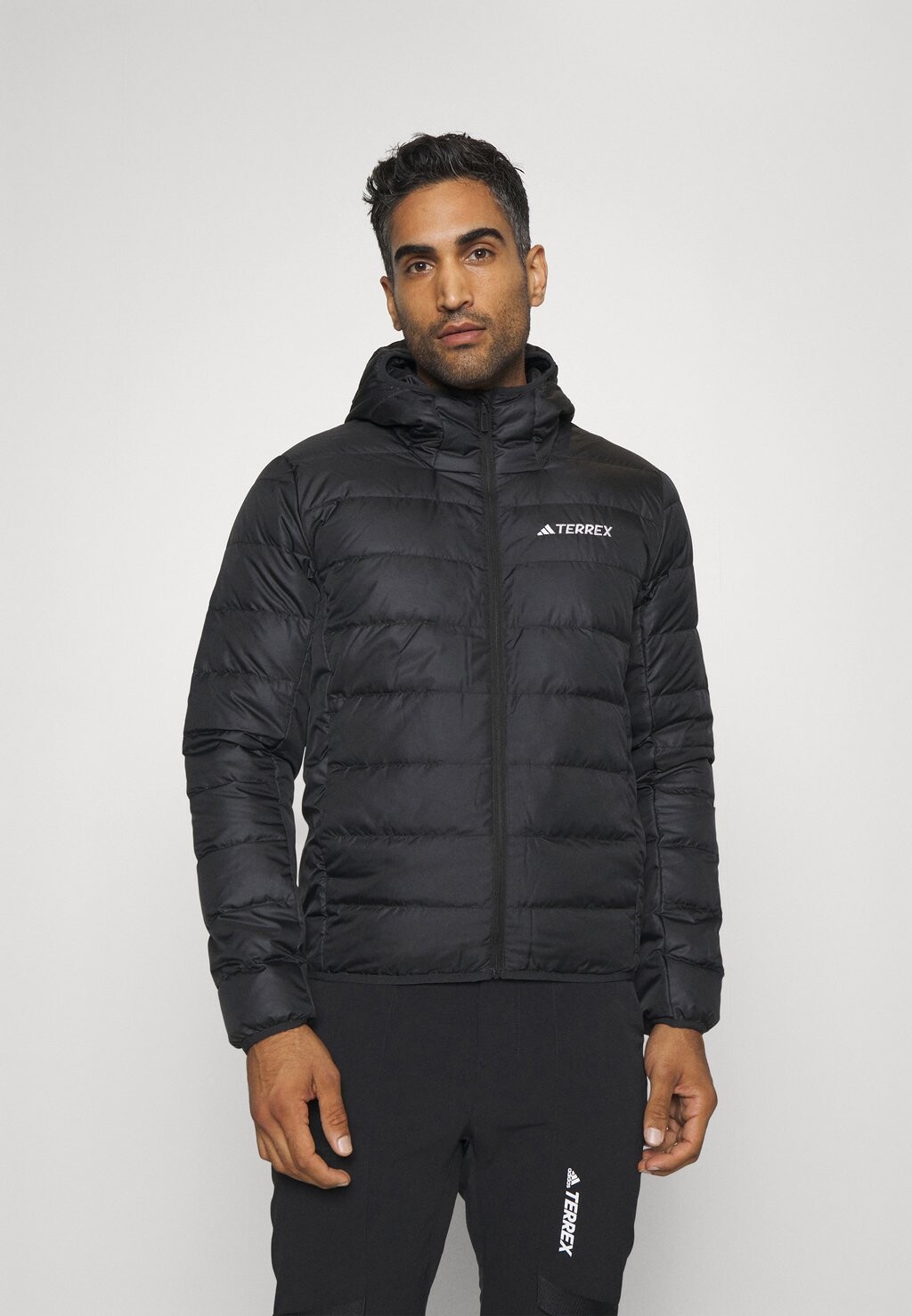 

Куртка Adidas Terrex TERREX MULTI, черный
