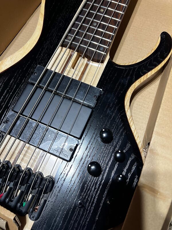 

Басс гитара Ibanez 6-String Bass Workshop Bass Guitar - Weathered Black Low Gloss