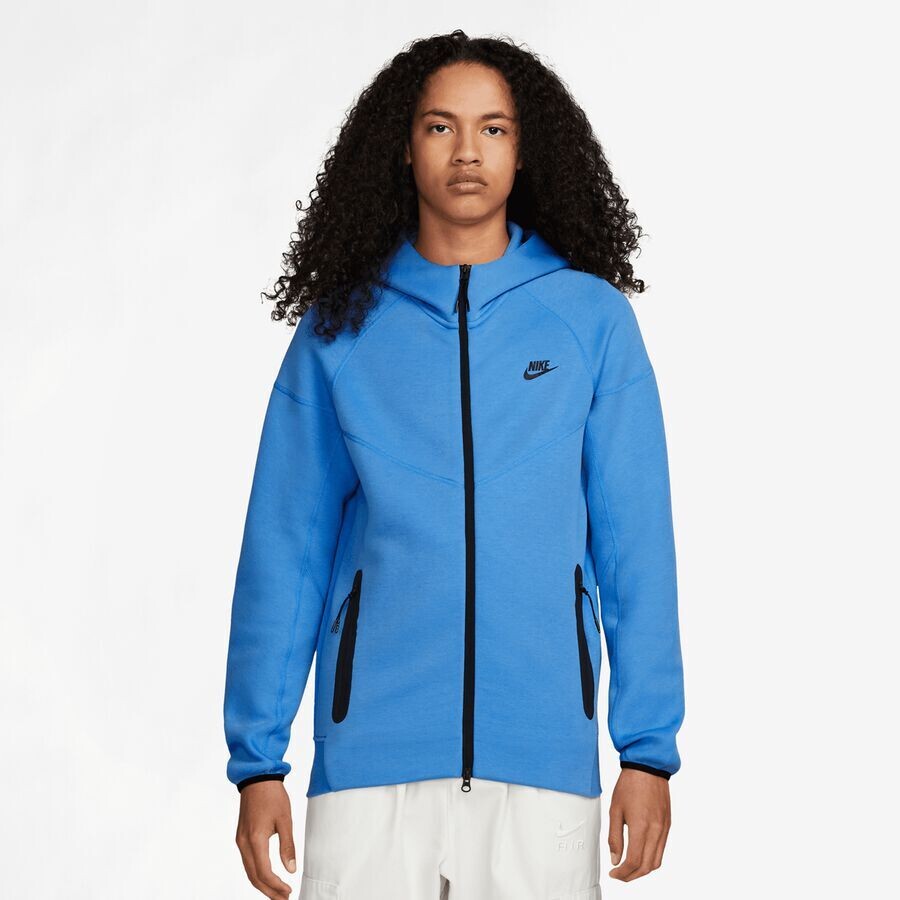 

Толстовка из технического флиса с молнией во всю длину Windrunner NIKE, цвет lt photo blue/black