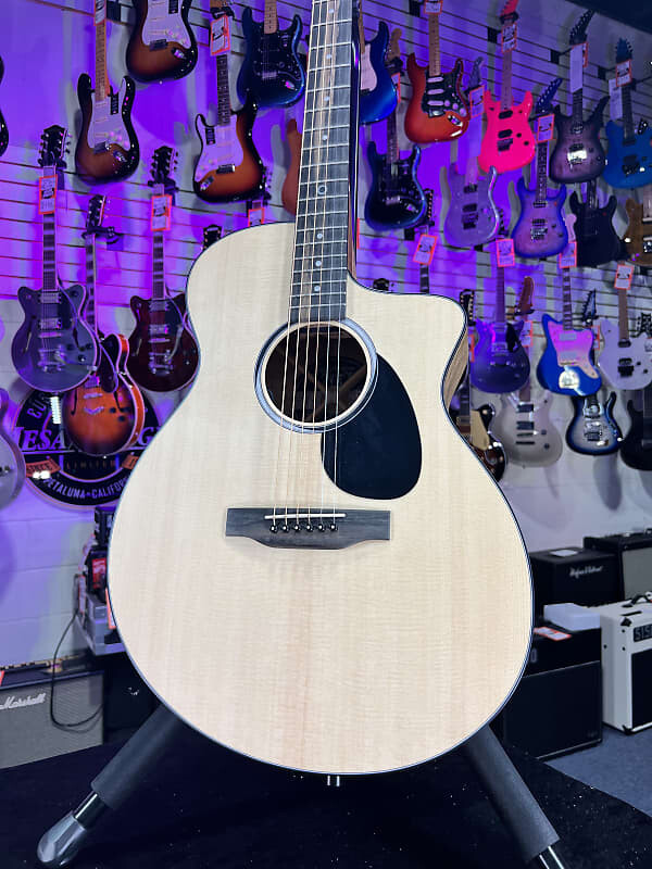 

Акустическая гитара Martin SC-10E Acoustic-electric Guitar - Natural Auth Deal