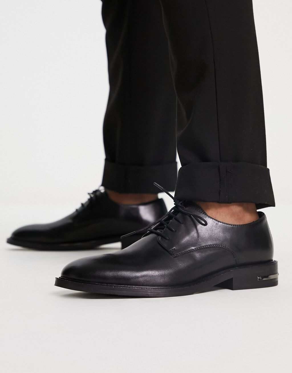 

Черные кожаные туфли на шнуровке Walk London Oliver