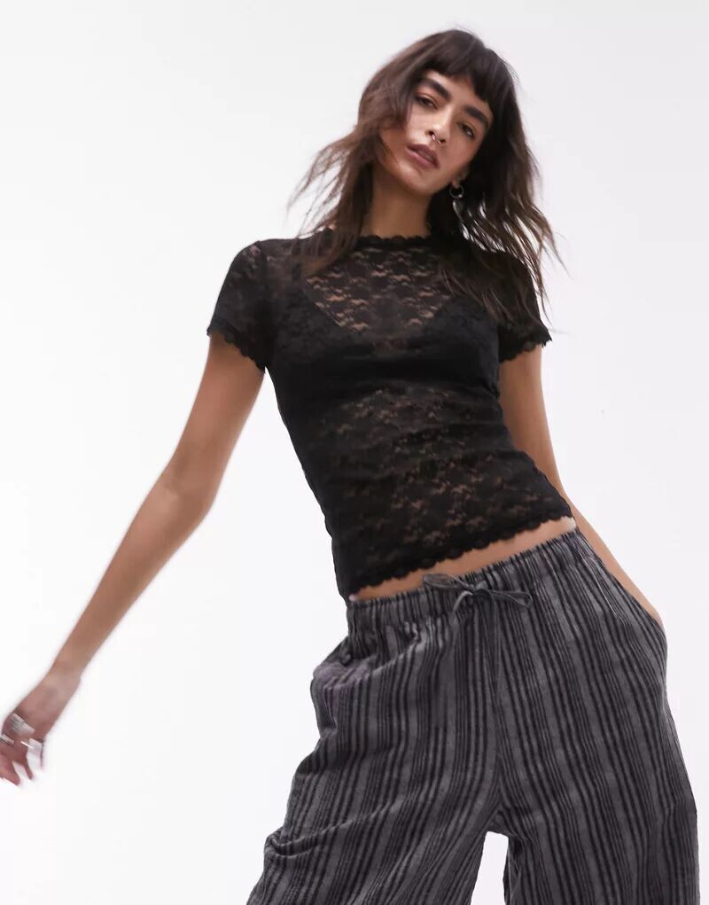 

Черная удлиненная кружевная футболка Topshop
