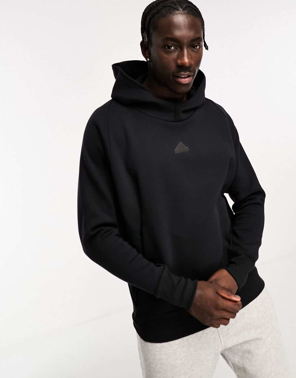 

Черная худи adidas Sportswear ZNE, Черный