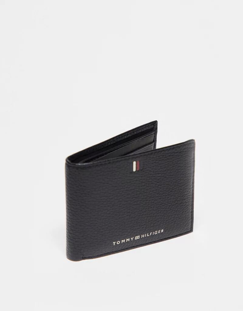 

Черный кошелек Tommy Hilfiger Mini CC с логотипом в центре
