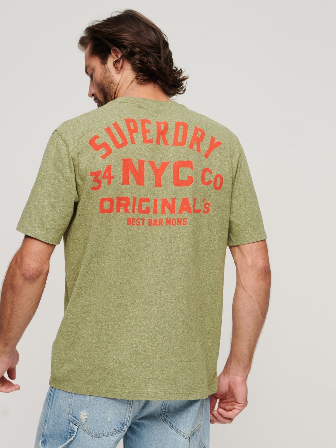 

Футболка с рисунком на груди Superdry, оливково-зеленый