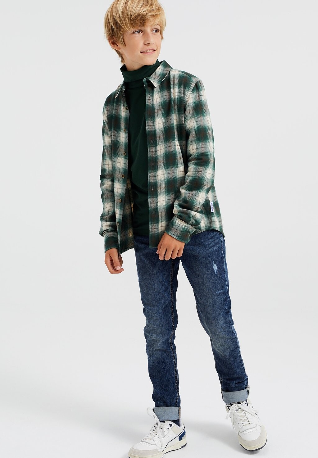 

Топ с длинными рукавами WE FASHION JONGENS T-SHIRT MET COL, цвет green