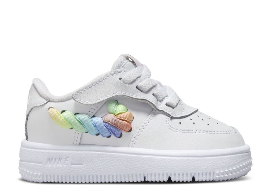 

Кроссовки Nike Force 1 Low LV8 EasyOn TD, цвет Rainbow Lace Swoosh