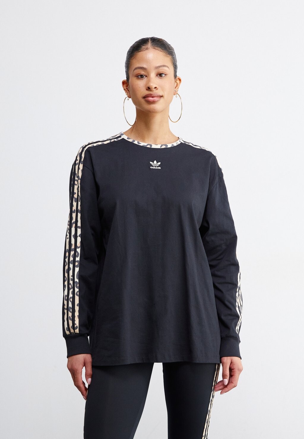 

Футболка с принтом adidas Originals, черная, Черный