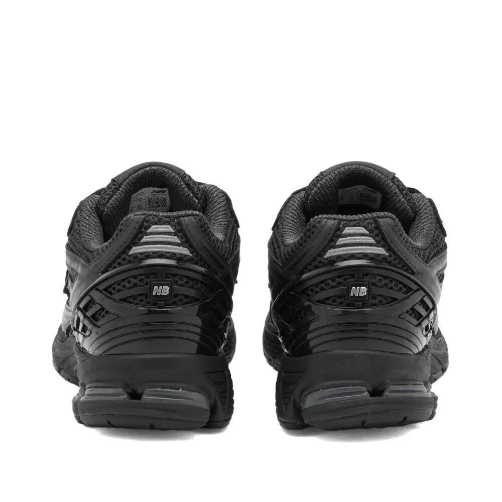

Comme Des Garçons Homme x New Balance 1906, черный