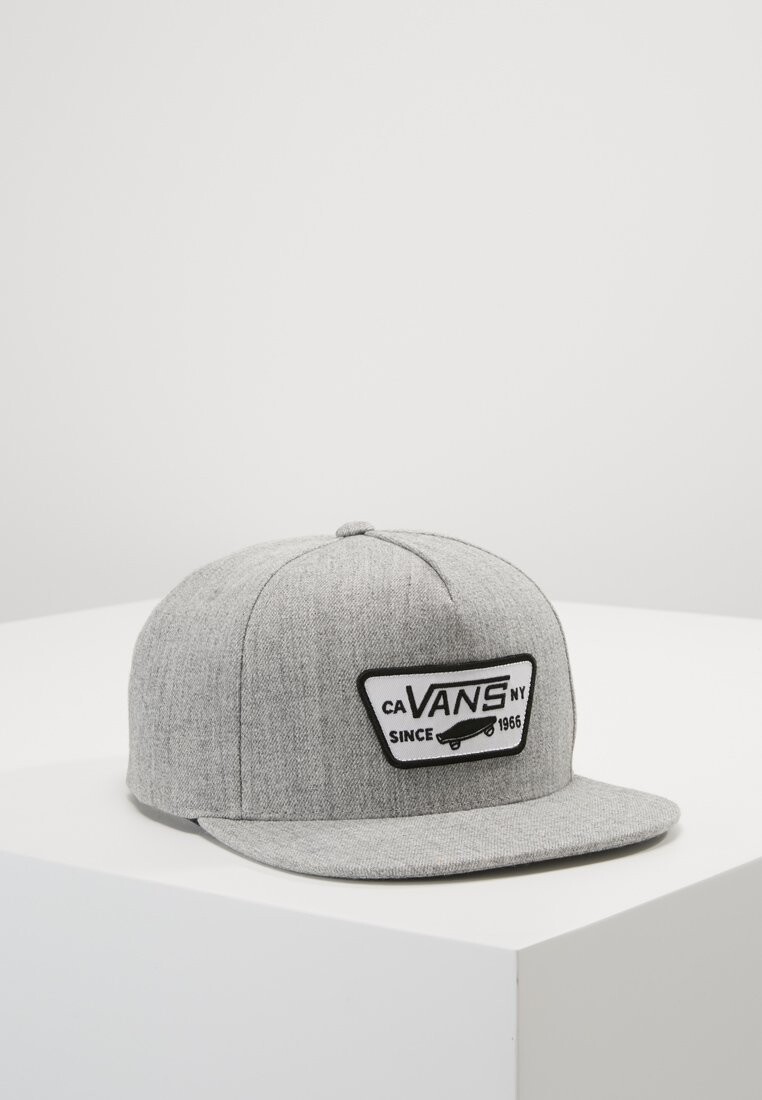 

Бейсболка Vans