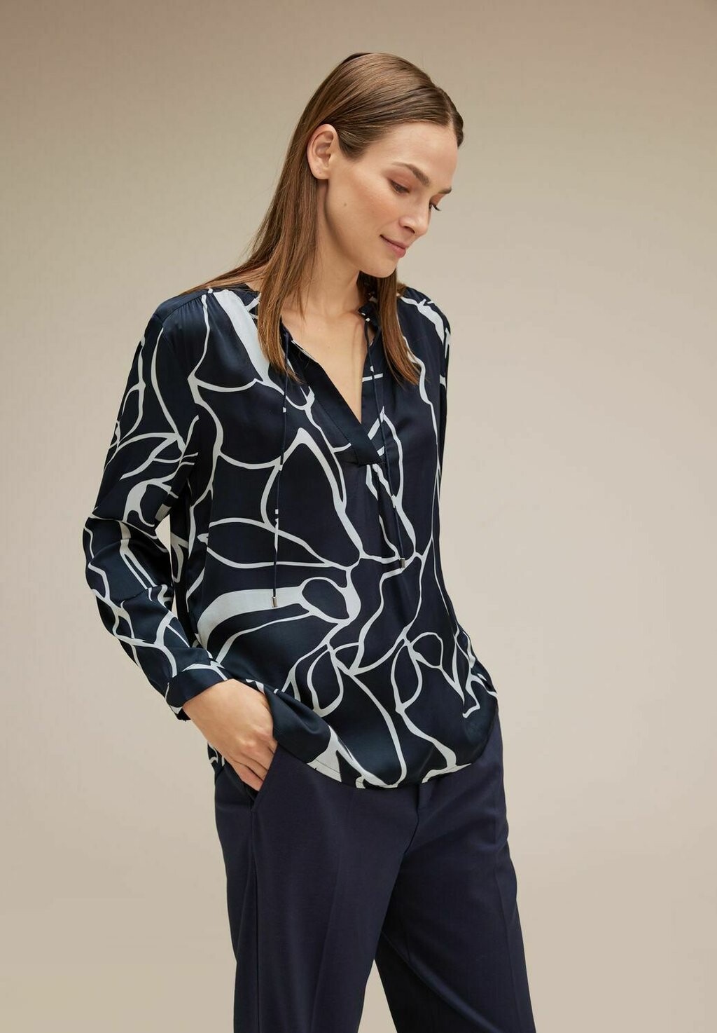 

Блузка PRINT IN OPTIK Street One, цвет blau