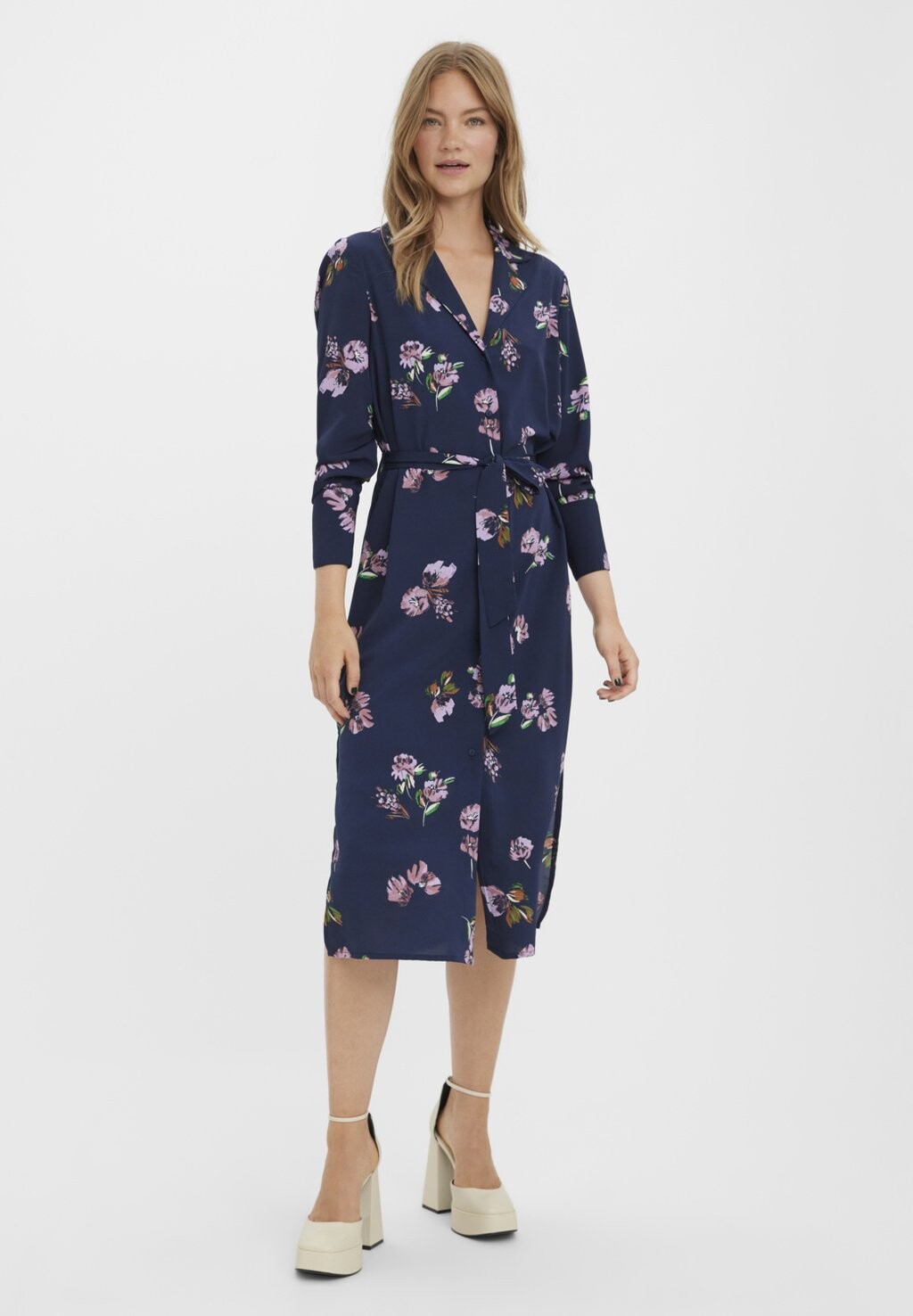 

Платье-рубашка Vero Moda, темно-синий