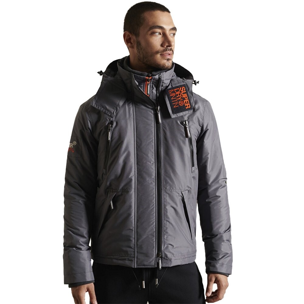 цена Куртка Superdry Mountain Windcheater, серый